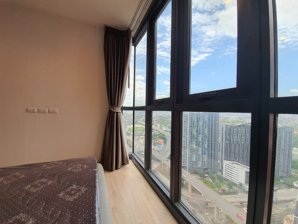 ให้เช่าคอนโดพระราม 9 เพชรบุรีตัดใหม่ RCA : ให้เช่า ✨ The Base Garden Rama 9 ✨ เฟอร์นิเจอร์ และ เครื่องใช้ไฟฟ้าครบ ใกล้ MRT พระราม 9