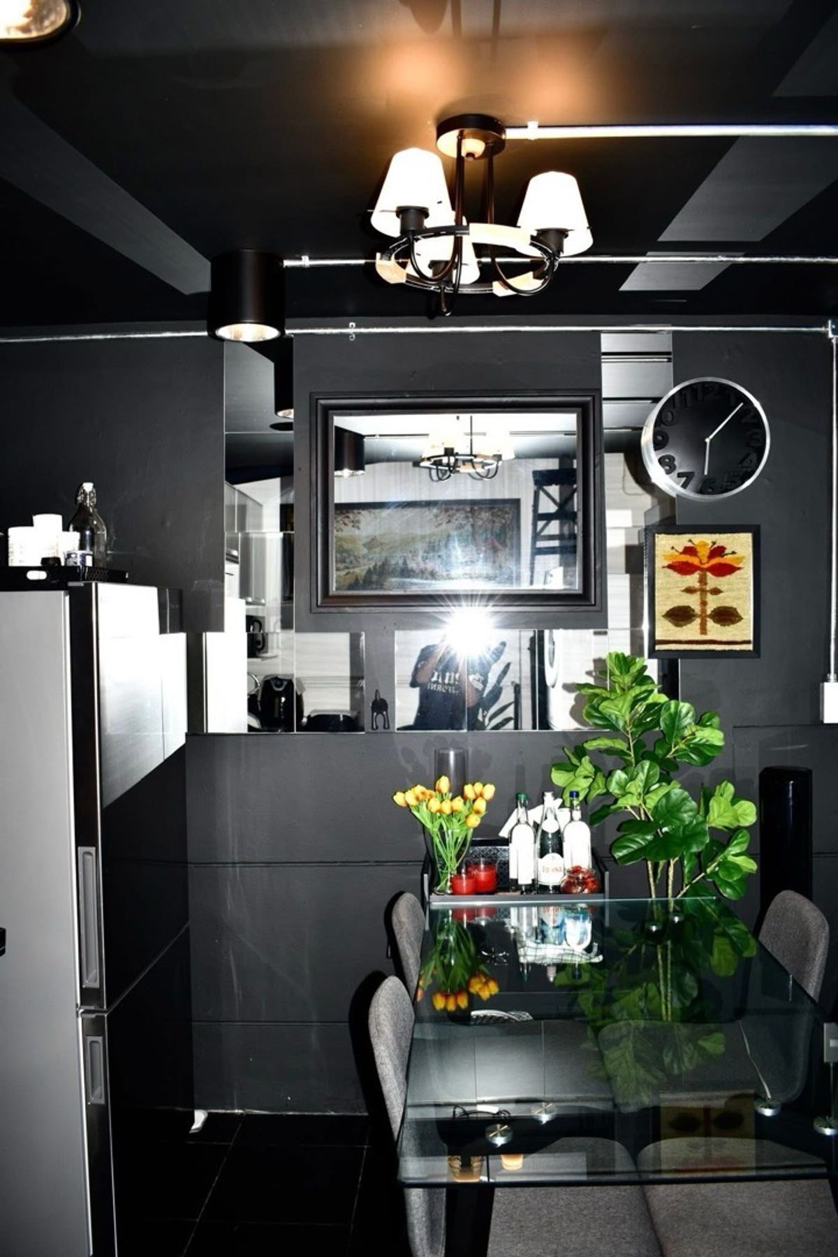 ขายทาวน์โฮมเลียบทางด่วนรามอินทรา : 📢👇ทาวน์โฮมออฟฟิศ 3 ชั้น รีโนเวทใหม่ทั้งหลัง พร้อมผู้เช่าต่างชาติ สไตล์ลอฟท์ ใจกลางเกษตร-นวมินทร์ สัญญาระยะยาวถึง เมษายน 2570 ค่าเช่า 38k เหมาะสำหรับนักลงทุน รับรายได้ทันทีหลังโอนกรรมสิทธิ์