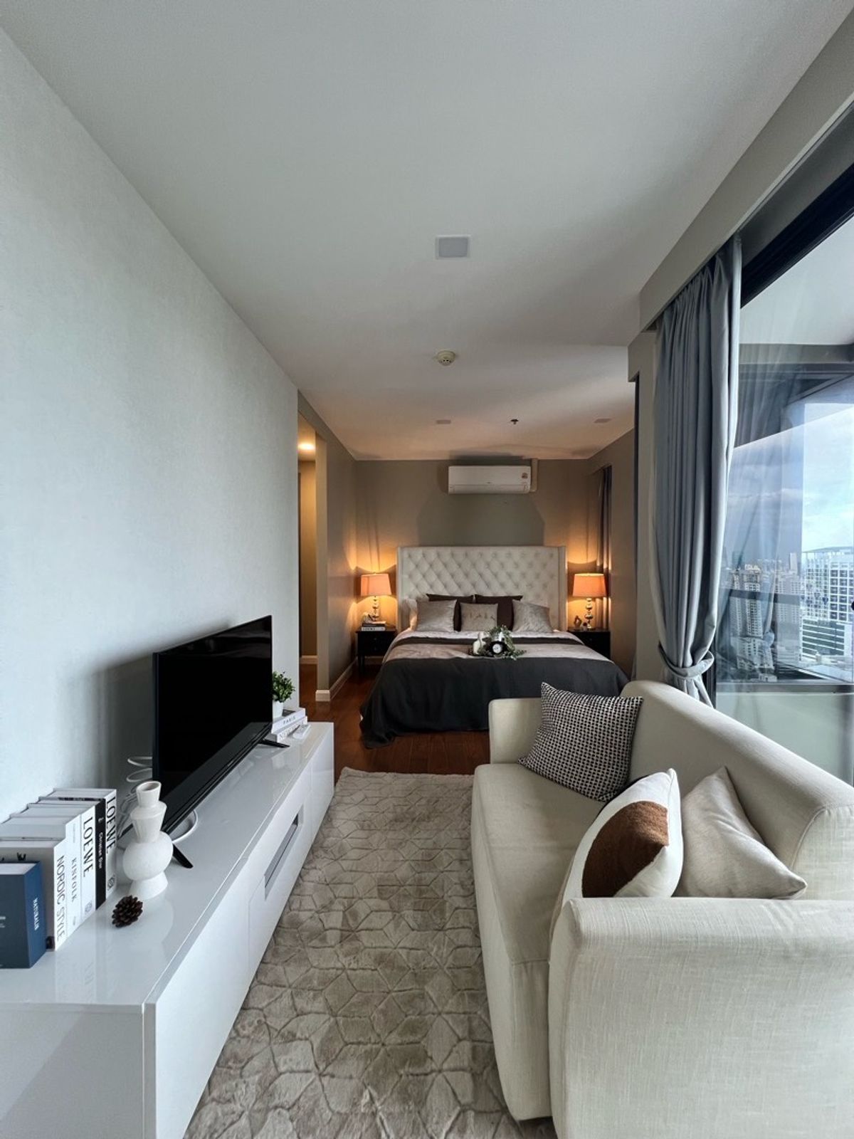 ขายคอนโดราชเทวี พญาไท : ราคาที่สุด..‼️Penthouse (เลี้ยงสัตว์ได้) 3 bed (115.50 sq.m) TEL 080-065-6570