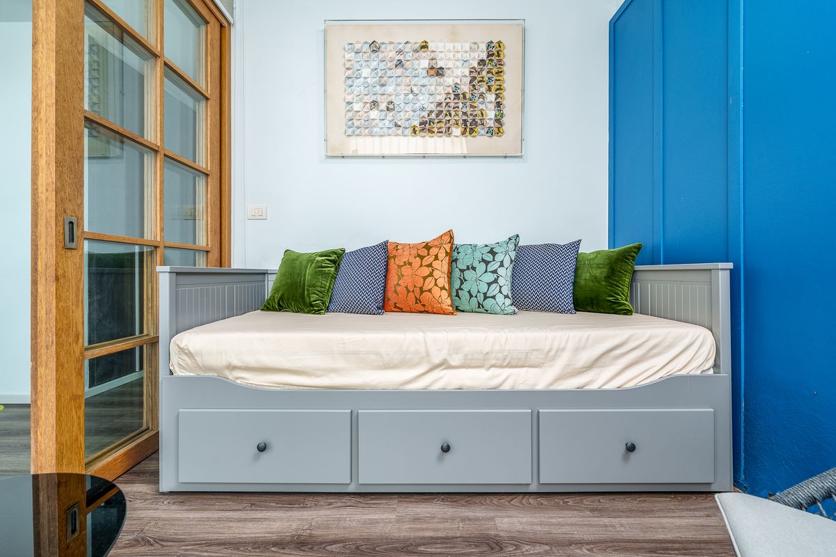 คอนโดพัทยา บางแสน ชลบุรี สัตหีบ : ขาย 2 ห้องนอน โอกาสเป็นเจ้าของบ้านตากอากาศในรีสอร์ท 5 ดาวบนหาดส่วนตัวที่เงียบสงบ ใกล้สิ่งอำนวยความสะดวก พร้อมตกแต่งสไตล์ลอฟท์