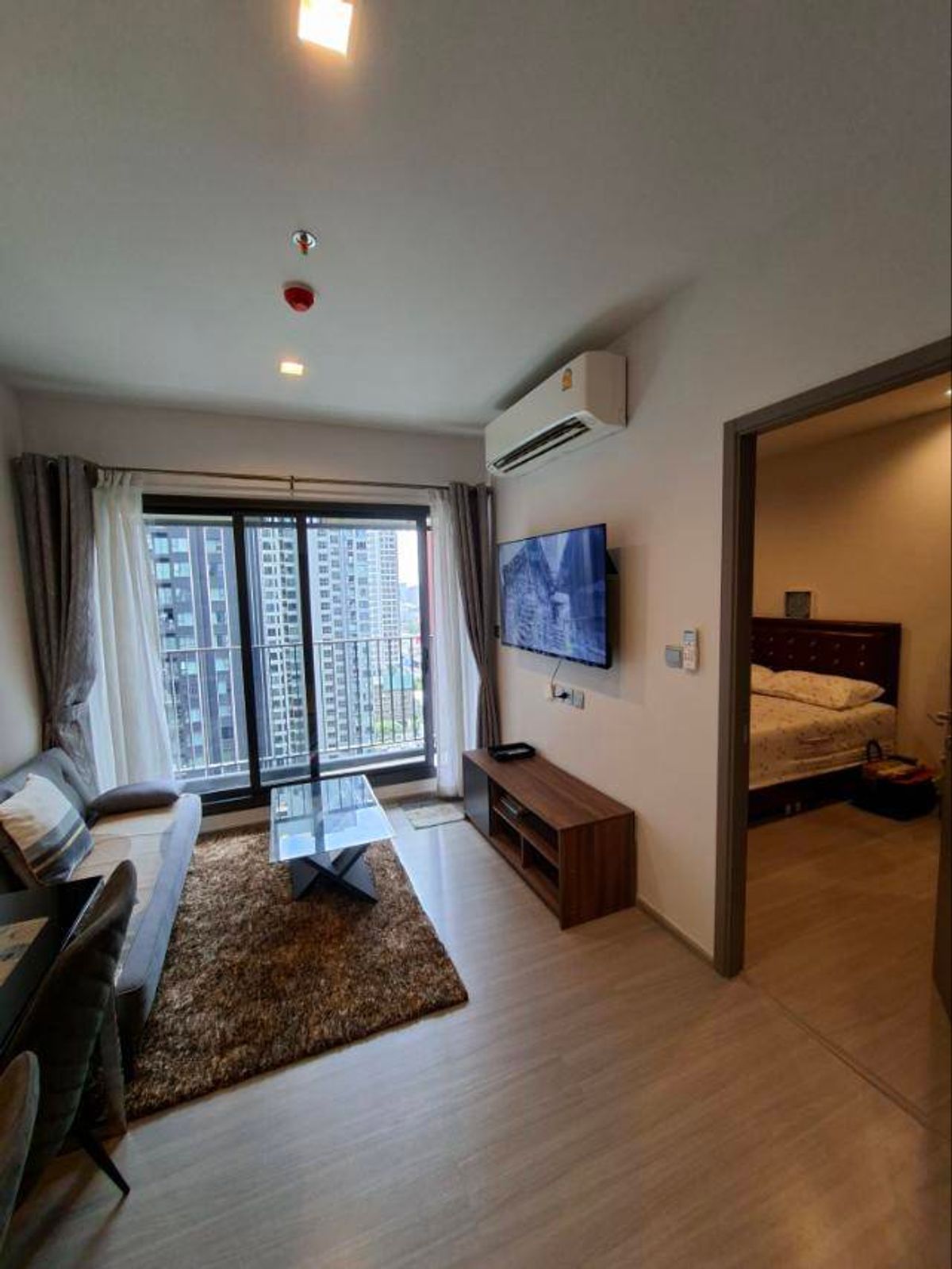 For RentCondoRama9, Petchburi, RCA : Life Asoke Hype for rent, 21,000 baht [PNr250816]