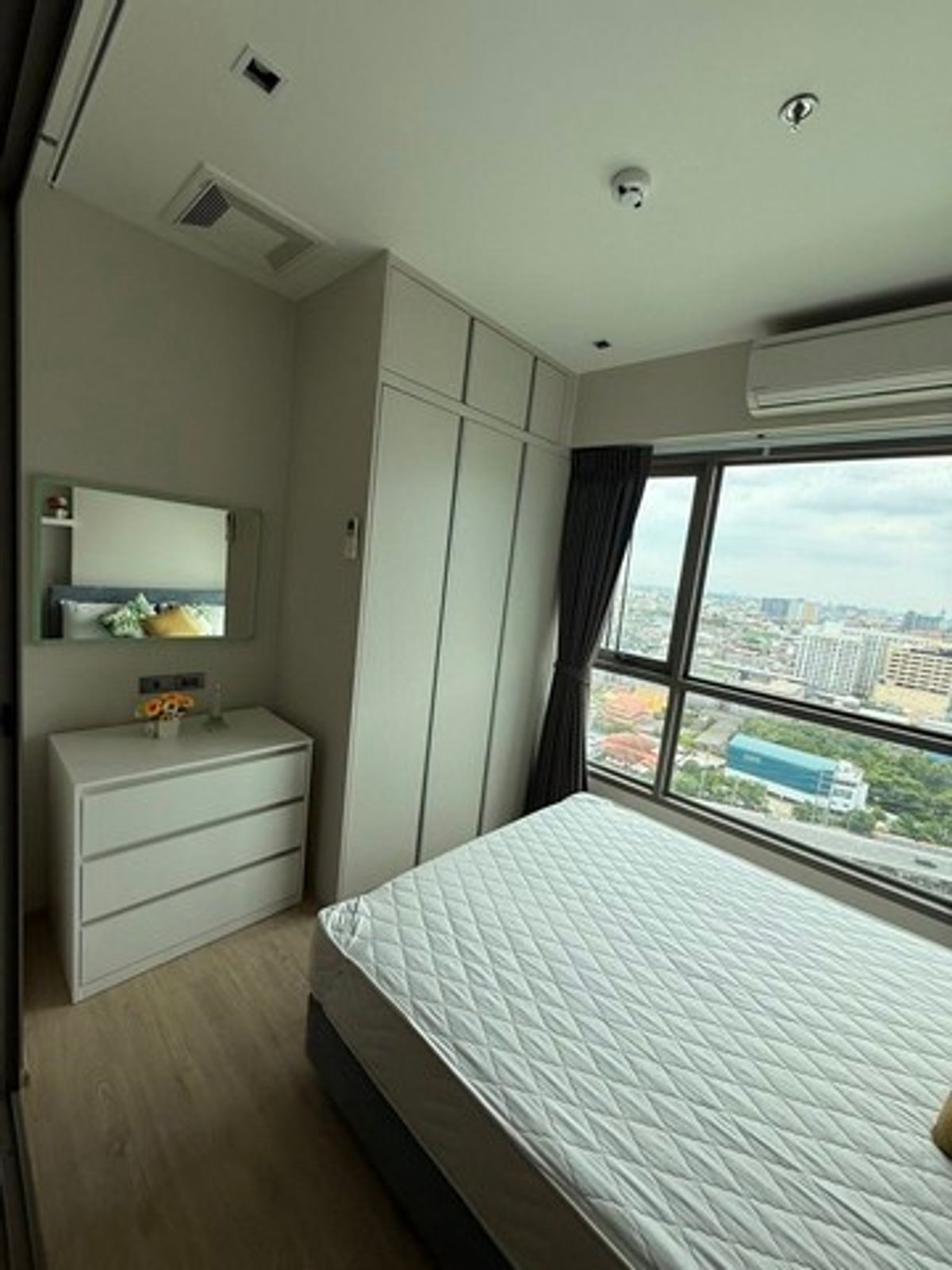 For RentCondoThaphra, Talat Phlu, Wutthakat : WHIZDOM Station Ratchada-Thapra Condo Rental, 28 square meters, floor 23, beautiful room, ready to move in immediately