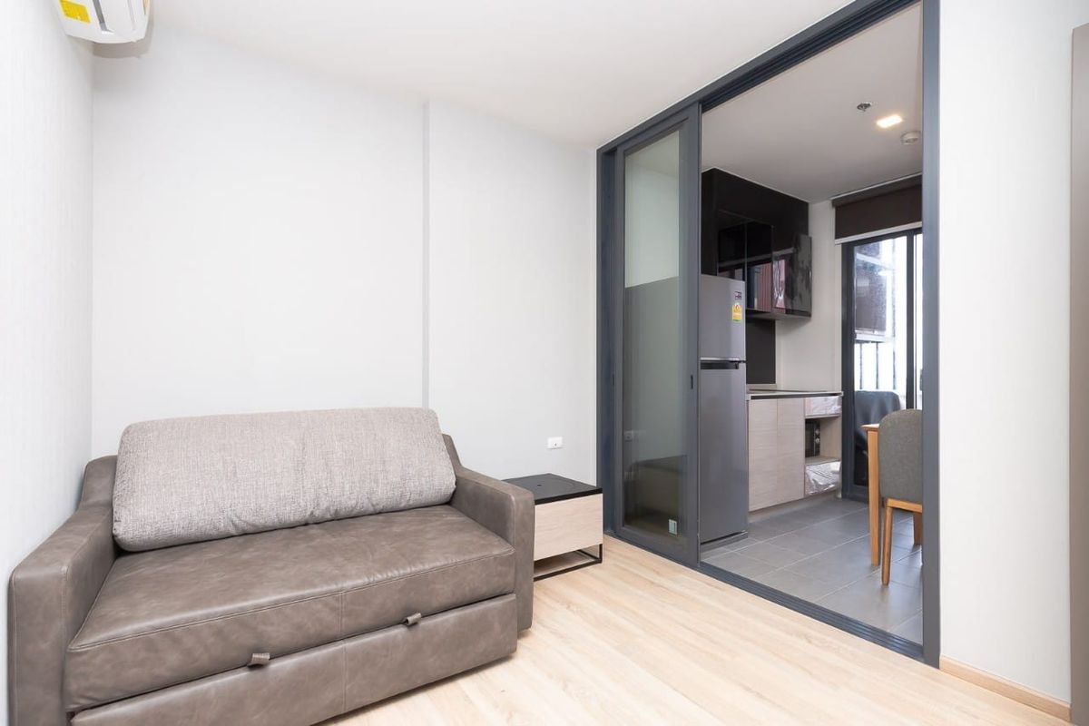 ให้เช่าคอนโดพระราม 9 เพชรบุรีตัดใหม่ RCA : ให้เช่า ✨ The Base Garden Rama 9 ✨ เฟอร์นิเจอร์ และ เครื่องใช้ไฟฟ้าครบ ใกล้ MRT พระราม 9