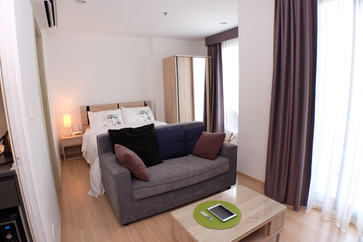 ให้เช่าคอนโดพระราม 9 เพชรบุรีตัดใหม่ RCA : ให้เช่า ✨ The Base Rama 9 - Ramkhamhaeng ✨ เฟอร์นิเจอร์ และ เครื่องใช้ไฟฟ้าครบ ใกล้ Airportlink รามคำแหง 250 เมตร 