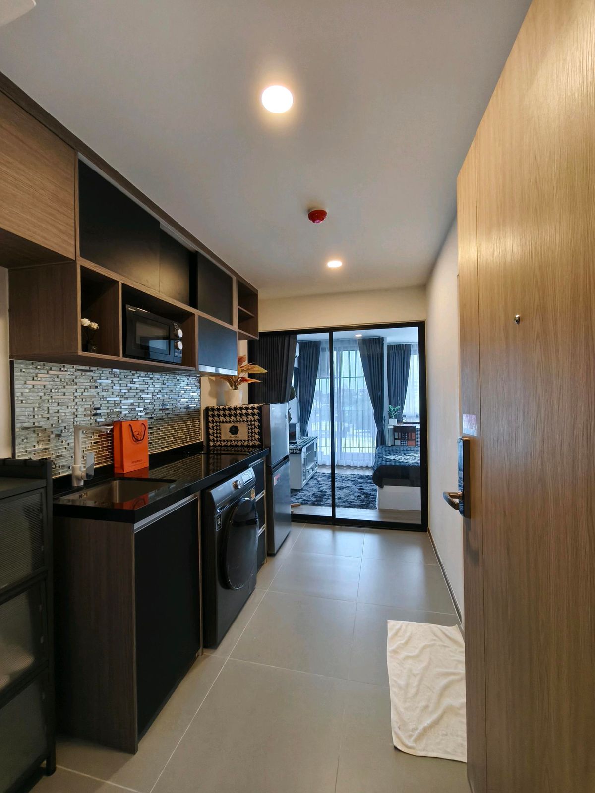 ให้เช่าคอนโดรัชดา ห้วยขวาง : 💥ให้เช่า!!! 💥 For Rent!!!
🏙️💥 Cybiq Ratchada 32 (ไซบิค รัชดา 32)