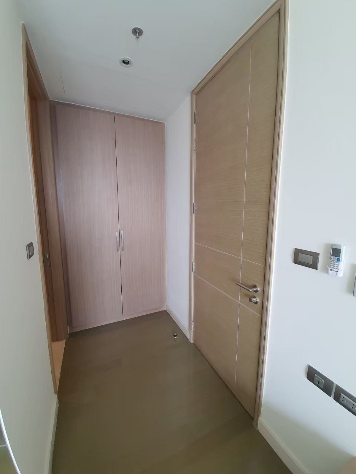 For RentCondoWitthayu, Chidlom, Langsuan, Ploenchit : !! Beautiful room for rent, Magnolias Ratchadamri Boulevard, near BTS Ratchadamri