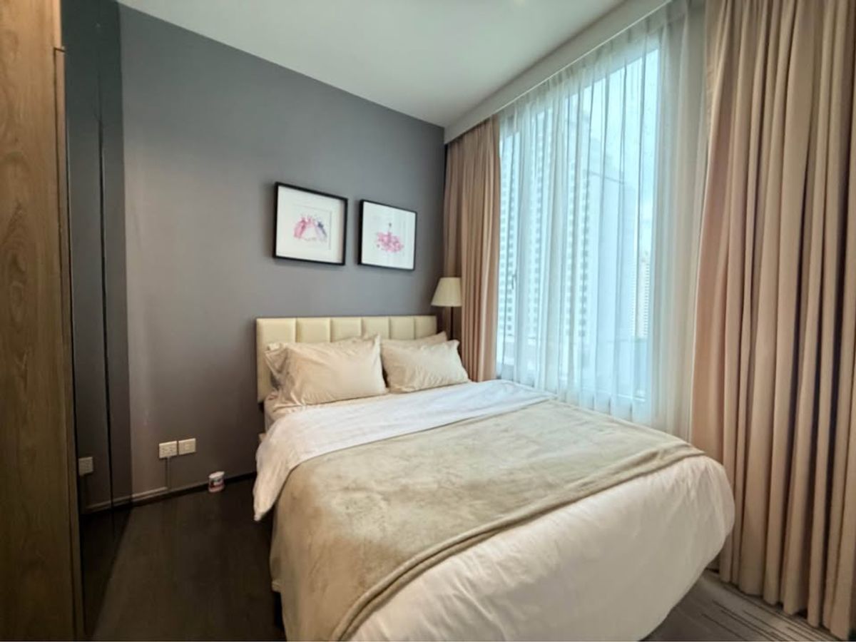 CondoSukhumvit, Asoke, Thonglor : Rent Edge Sukhumvit 23, condo, good location, convenient to travel, complete furniture Warm atmosphere suitable for living 💛