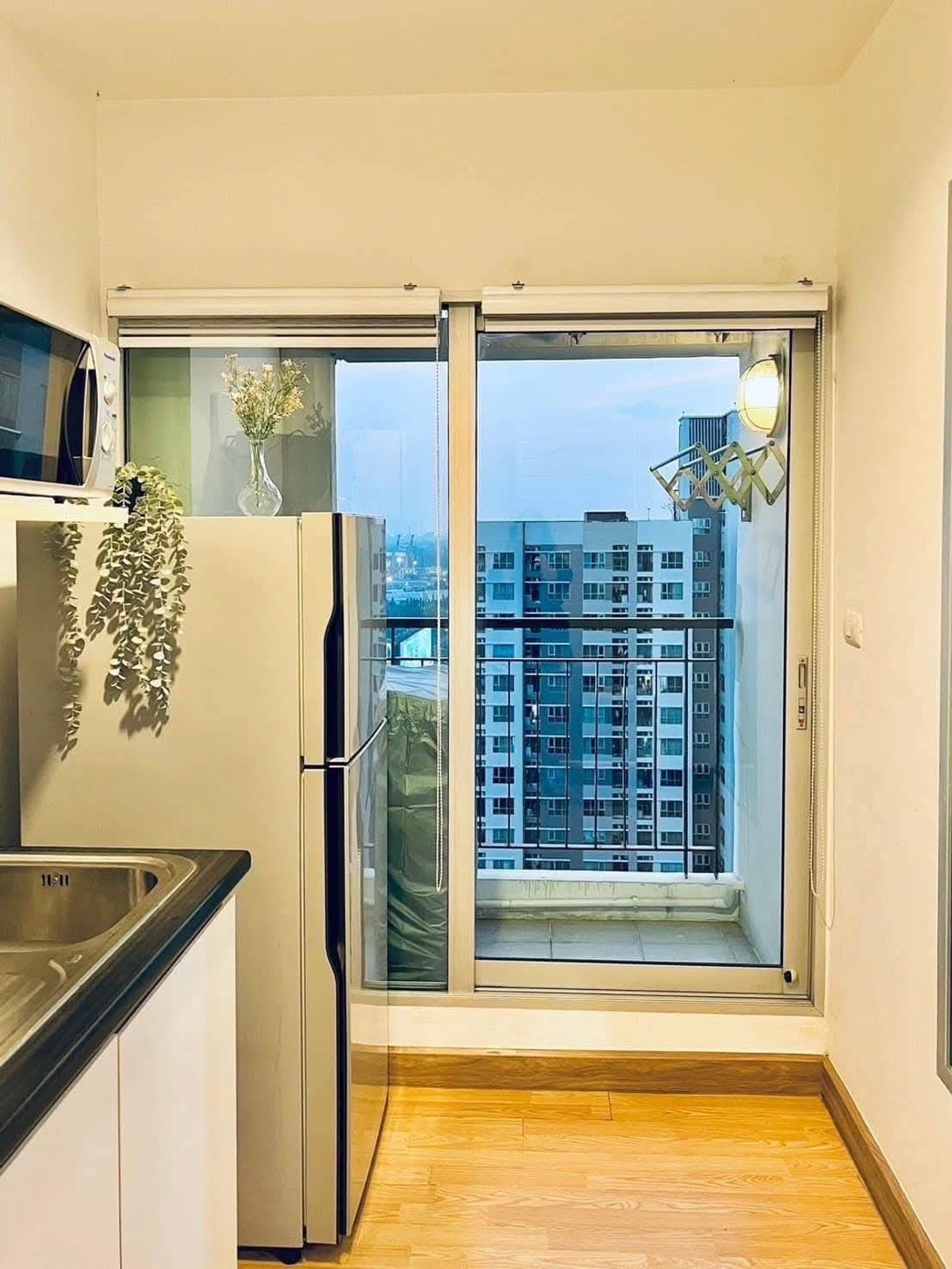 For SaleCondoKhlongtoei, Kluaynamthai : Urgent sale 📍 Aspire Rama 4 📍 Fully furnished and equipped, near BTS Ekkamai