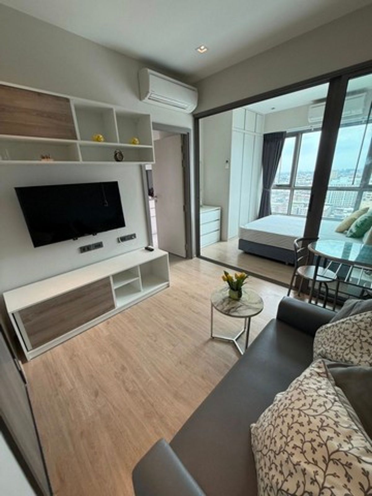 For RentCondoThaphra, Talat Phlu, Wutthakat : WHIZDOM Station Ratchada-Thapra Condo Rental, 28 square meters, floor 23, beautiful room, ready to move in immediately
