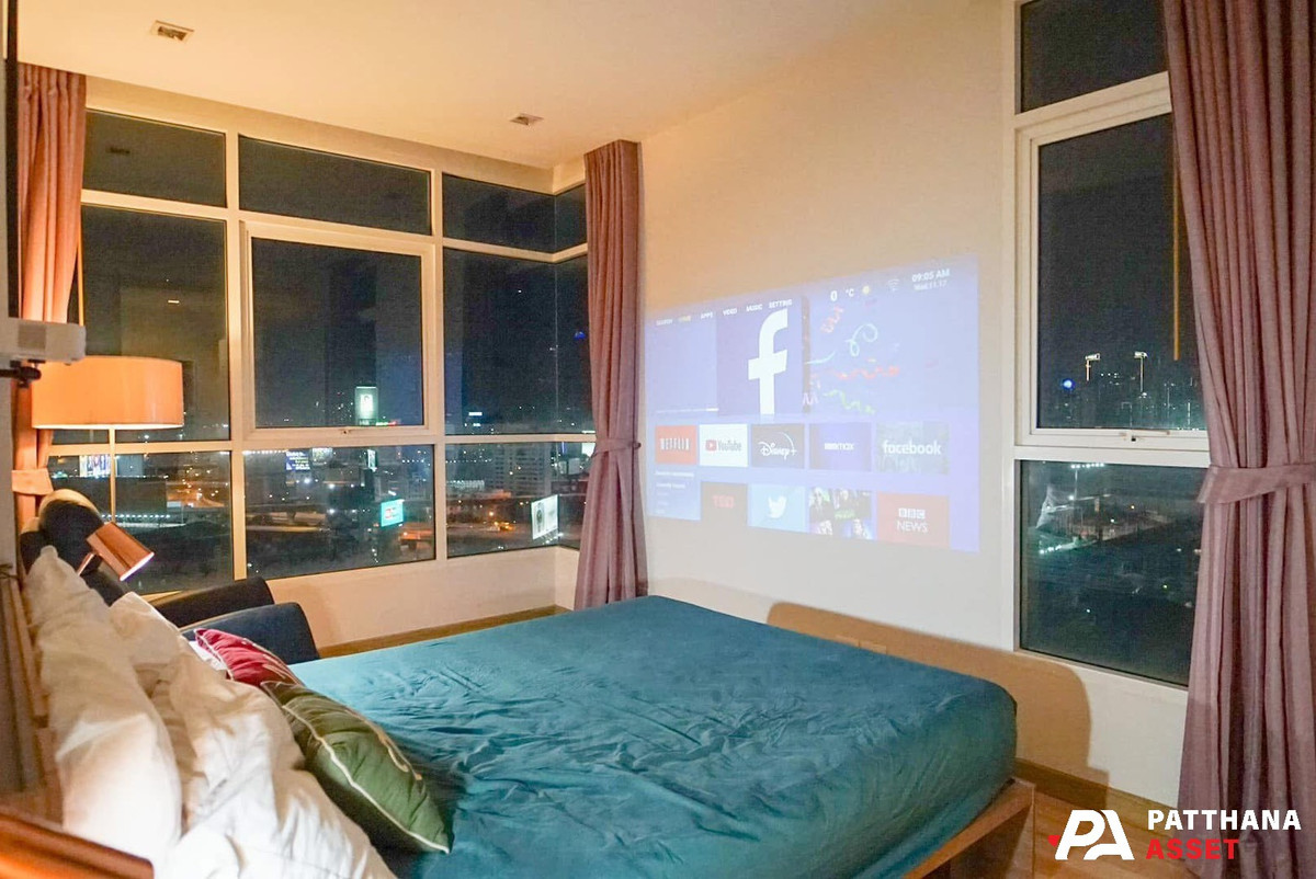 For RentCondoRatchathewi,Phayathai : Renting Ideo Verve Ratchaprarop is next to the Airport Link Ratchapraop. The most convenient in this area.