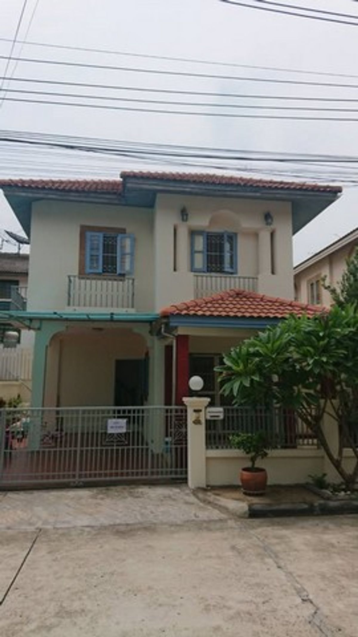 ให้เช่าบ้านเกษตร นวมินทร์ ลาดปลาเค้า : HR2838ให้เช่าบ้านเดี่ยว 2 ชั้น หมู่บ้านชวนชื่น ลาดพร้าว ถ. สุคนธสวัสดิ์ เดินทางสะดวกใกล้ทางด่วน