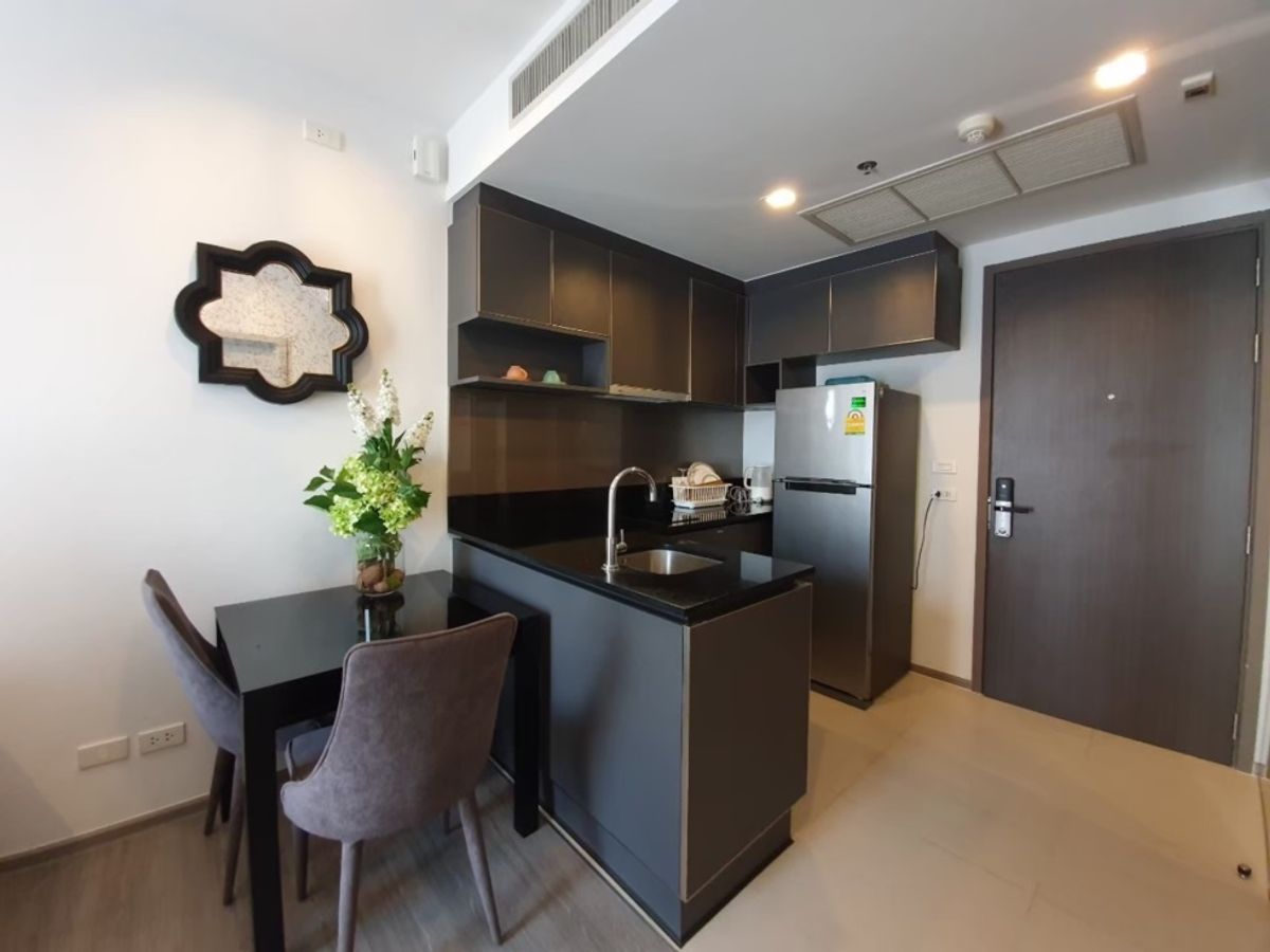 For SaleCondoWongwianyai, Charoennakor : Selling with NYE by Sansiri rental price 4,200,000 baht [JZS250911]