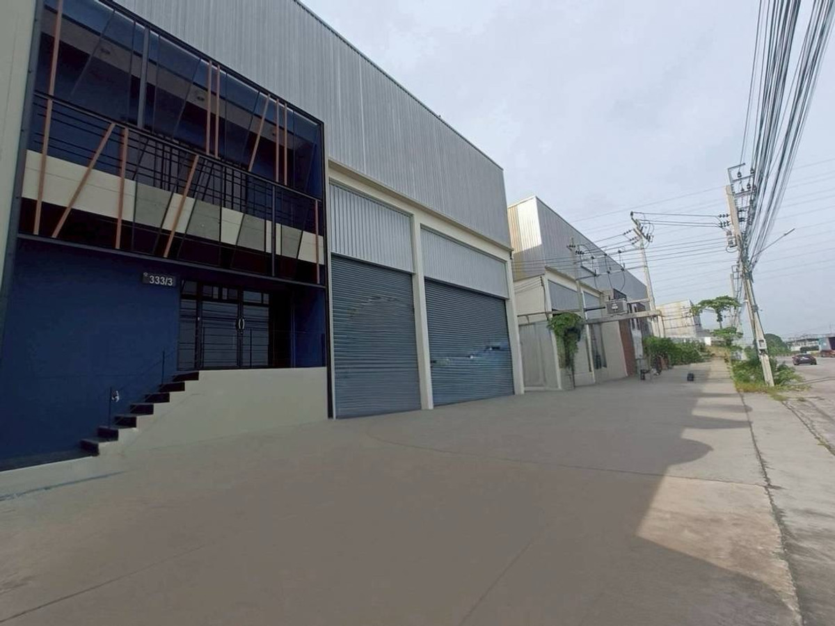 โรงงานสมุทรปราการ สำโรง : 🏭 ขาย & ให้เช่า โรงงาน / คลังสินค้า 1,188 ตร.ม. – บางพลี สมุทรปราการ

📍 ทำเลศักยภาพ เขตอุตสาหกรรมบางพลี เข้า–ออกสะดวก เหมาะสำหรับโรงงานผลิต คลังสินค้า หรือศูนย์กระจายสินค้า

📘 ข้อมูลอาคารโรงงาน
	•	พื้นที่โรงงาน: 1,188 ตร.ม.
