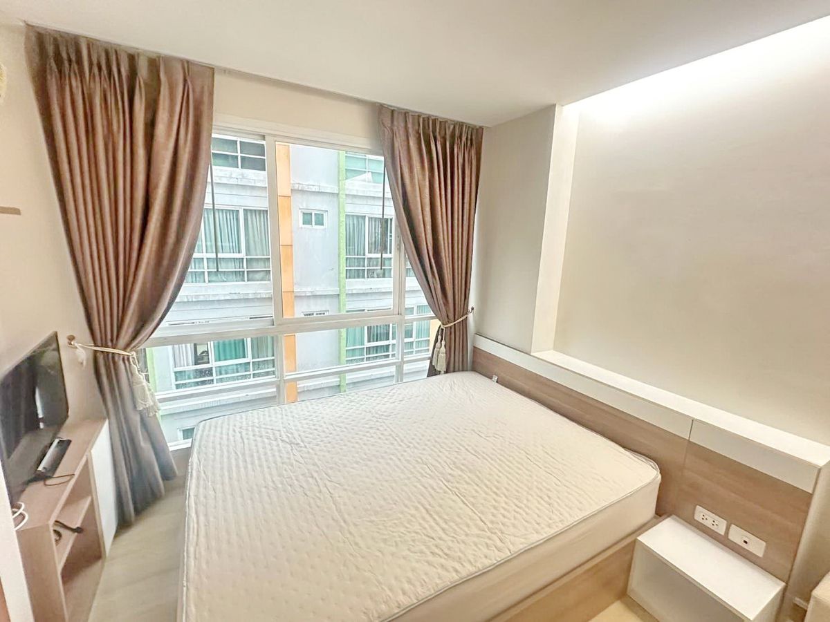 For RentCondoRatchadapisek, Huaikwang, Suttisan : 9613♛ Rent 1 bedroom ♙ Emerald Residence Ratchada ♜MRT Huai Khwang ∞099-5919653,065-9423251