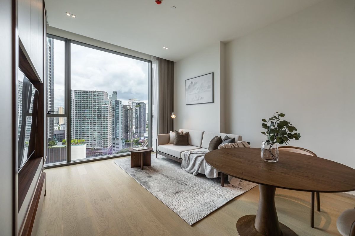 ให้เช่าคอนโดสุขุมวิท อโศก ทองหล่อ : คอนโดหรูติด BTS ทองหล่อ – The Strand Thonglor