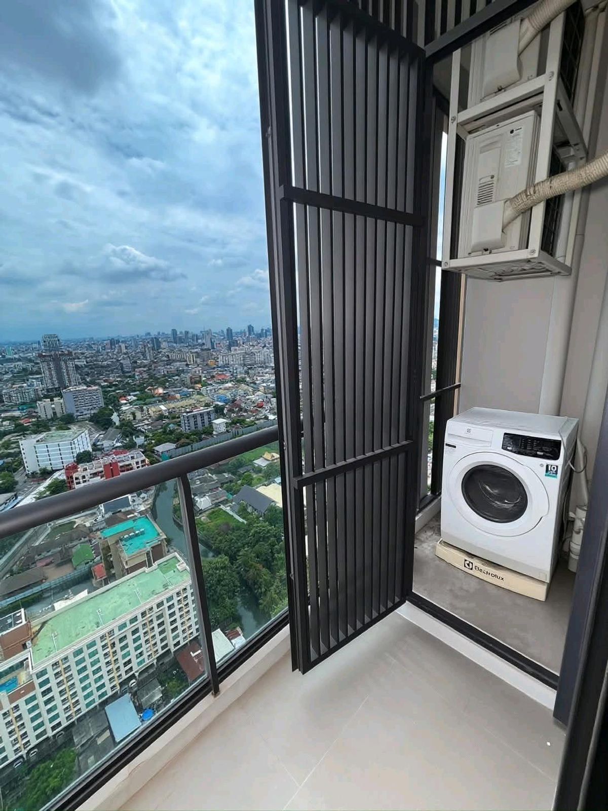 ให้เช่าคอนโดสะพานควาย จตุจักร : 🐶Pet Friendly 😽 M Jatujak 1bed1bath - High floor - Fully furnished - Un block view🌿