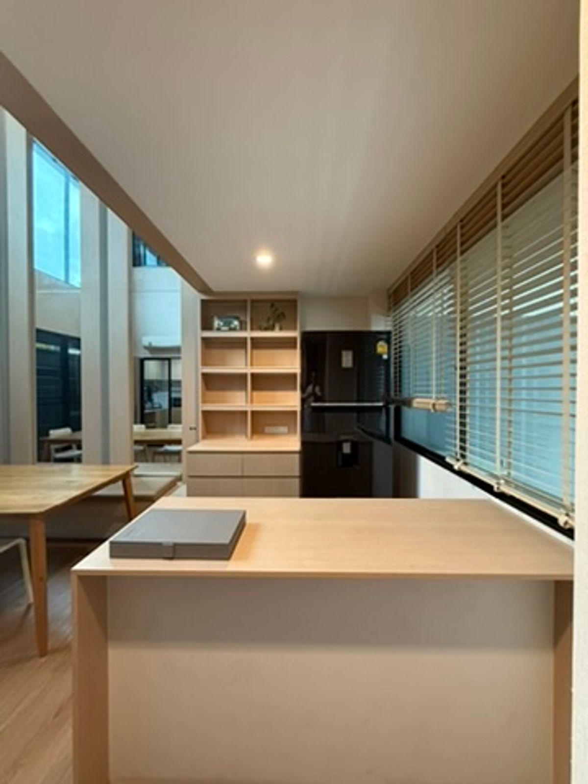 For SaleTownhomePattanakan, Srinakarin : Urgent sale, luxury townhome, NIRVANA DEFINE SRINAKARIN-RAMA 9: Neva D-Fai, the best price in the Type C, 3-layer luxury townhome project, very little. More than 2 million baht