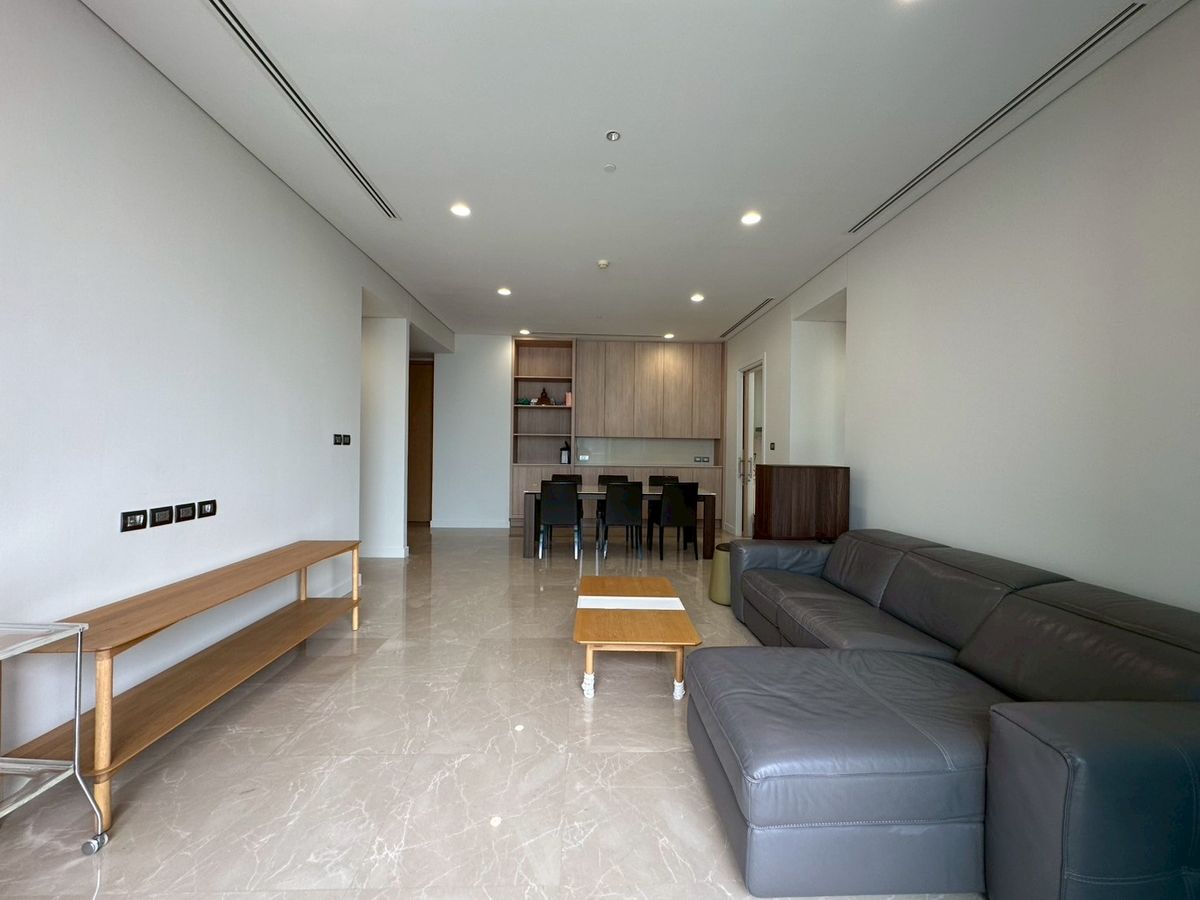 For SaleCondoWitthayu, Chidlom, Langsuan, Ploenchit : ✨ Luxury Condo in the Heart of Bangkok – Sindhorn Residence | Spacious 148 sq.m., 3 Bedrooms, 3 Bathrooms | Prime BTS Chidlom Location, Near Lumpini Park with Privacy & Full Facilities