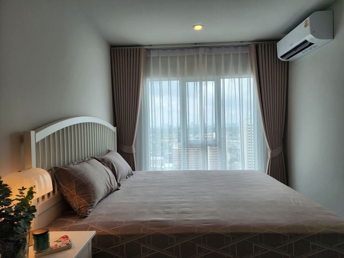 For RentCondoBangna, Bearing, Lasalle : Rent a Regent Home Bangna. Livable room on the 26th floor.