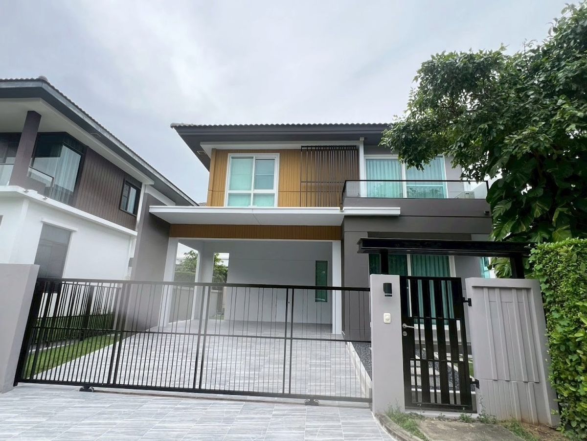 For RentHouseLadkrabang, Suwannaphum Airport : 56 Sq. 3 bedrooms, 3 water houses, 2-storey house, Manthana Onnut-Ring Road 3