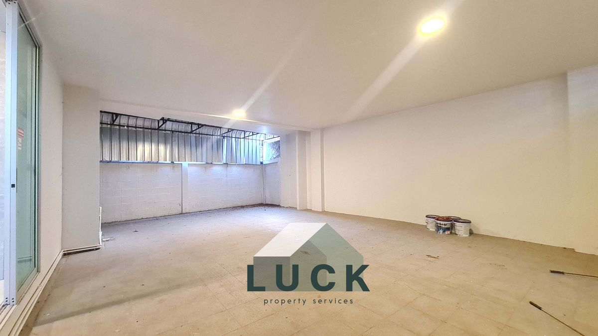 โฮมออฟฟิศรัชดา ห้วยขวาง : LUCK 🏠ขายโฮมออฟฟิศ รัชดาฯ 30  อาคาร 2 คูหา ทำเลดี ปรับปรุงใหม่ทั้งหลัง พร้อมใช้!!!