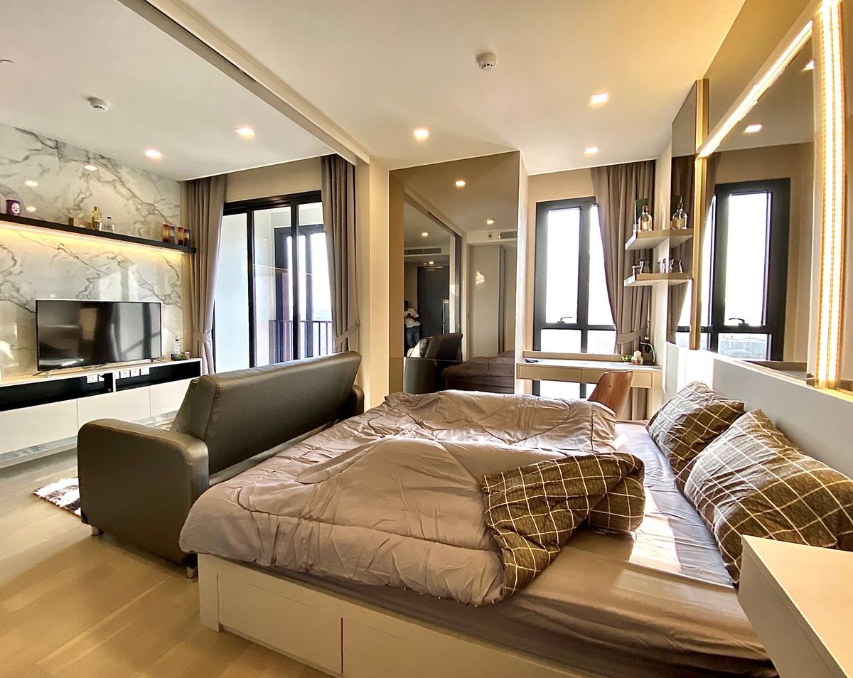 For RentCondoSukhumvit, Asoke, Thonglor : For Rent Ashton Asoke: 0 m. From MRT Sukhumvit and BTS Asoke