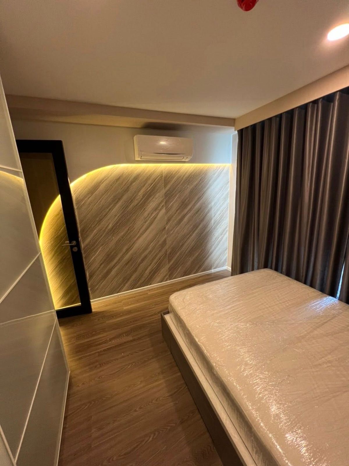 For RentCondoRatchadapisek, Huaikwang, Suttisan : ECH250977 For rent The Origin Ratchada - Ladprao | 1 Bedroom 37 sq.m. | Floor 3 | Full Electrical Electronics | 20,000 baht/month