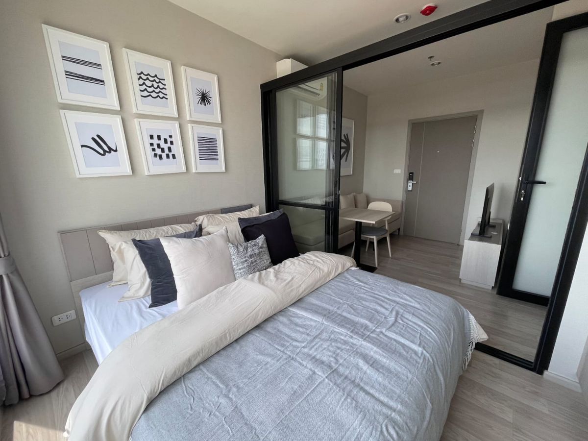 For RentCondoBangna, Bearing, Lasalle : ✨ IDEO Mobi Sukhumvit EastPoint - Studio has a 26 square meter partition 🚆 200 m to BTS Bangna | 100 m to St. Andrews 107 | Floor 6