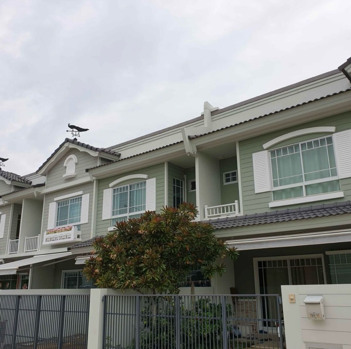 ให้เช่าทาวน์โฮมสมุทรปราการ สำโรง : ให้เช่าทาวน์โฮม 2 ชั้น ใกล้เมกาบางนา พร้อมเข้าอยู่ 🧳✨
Indy Bangna Km.7 | อินดี้ 2 บางนา กม.7