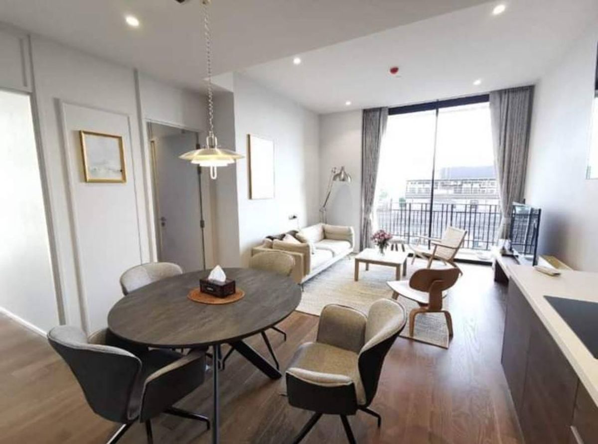 For RentCondoWitthayu, Chidlom, Langsuan, Ploenchit : Luxury condo for rent, MuniQ Langsuan, near the BTS, convenient to travel.