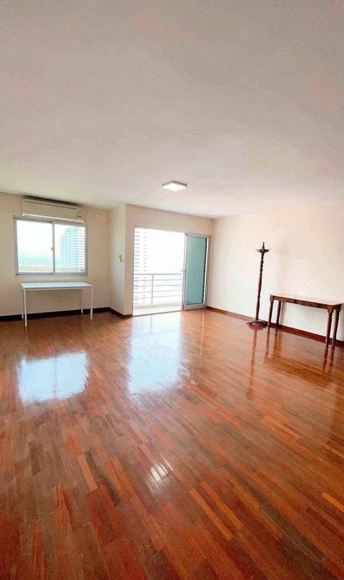 For SaleCondoRama3 (Riverside),Satupadit : ⚡️𝐇𝐎𝐓 🔥 🔥 SV City Rama 3, very large, 86.90 SQ.M 2 BED 2 Bath, can not find only 3.8 MB !!! Contact 086-795-9997 (Jimmy)