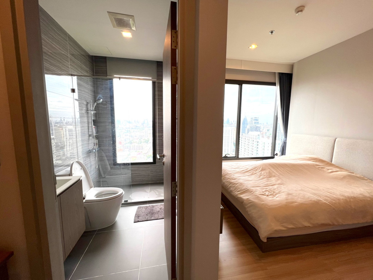 For SaleCondoSapankwai,Jatujak : 🔥 Urgent sale 🔥 Beautiful room at the cover, wide corner room with an appointment to see the condo raising animals