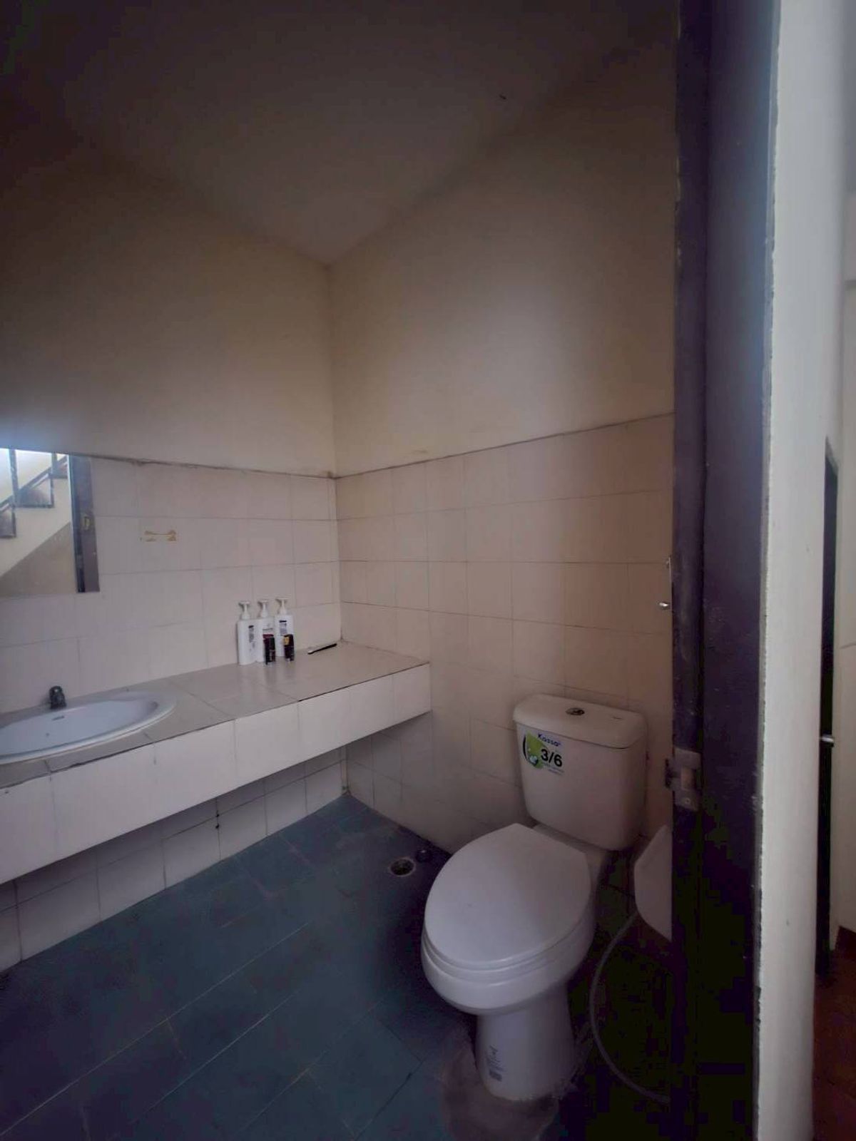 ขายทาวน์โฮมลาดกระบัง สุวรรณภูมิ : ขายด่วนทาวน์โฮม 3 ชั้น หมู่บ้านสวนหลวงโฮมเพลส เฉลิมพระเกียรติ ร.9 ซอย 30 (N.1854)