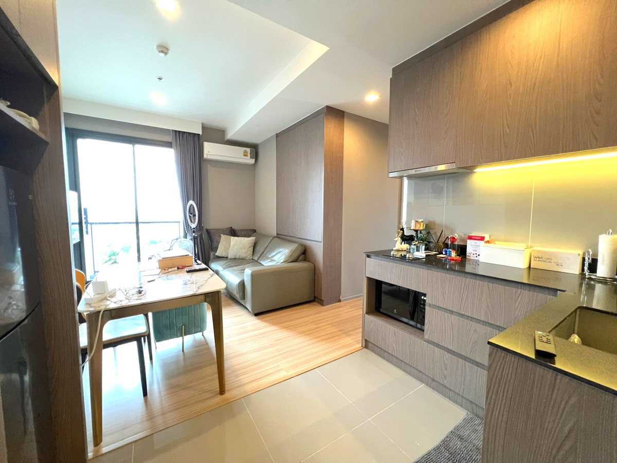 For SaleCondoSapankwai,Jatujak : 🔥 Urgent sale 🔥 Beautiful room at the cover, wide corner room with an appointment to see the condo raising animals