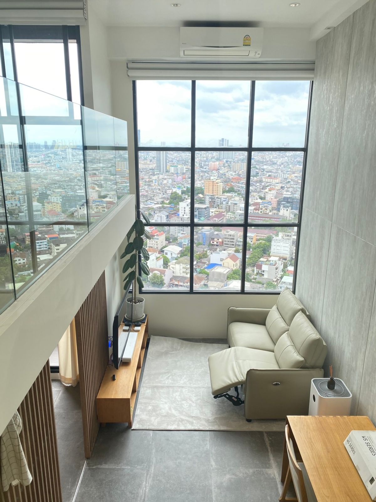 ให้เช่าคอนโดสาทร นราธิวาส : 🏢 For Rent: ไนท์บริดจ์ ไพร์ม สาทร 🛏 ประเภท: 1 ห้องนอน 📏 ขนาด: 44 ตร.ม. 💰 ราคา: 42,000 บาท/เดือน 📍 ทำเล: ใจกลางเมือง เดินทางสะดวก