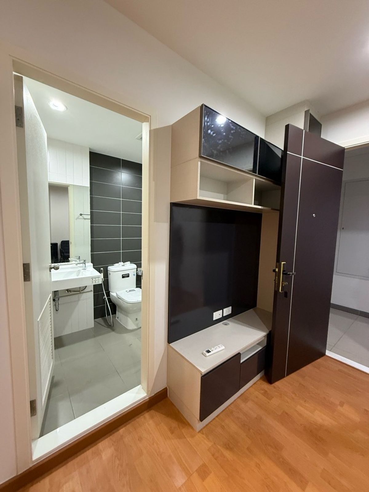 ให้เช่าคอนโดสมุทรปราการ สำโรง : for rent condo the president sukhumvit samutprakan next to BTS Phraek Sa 