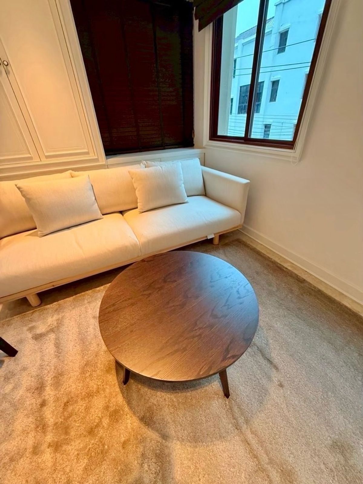 For RentCondoWitthayu, Chidlom, Langsuan, Ploenchit : ✨🏢 Rent a luxury condo in the heart of The Crest Ruamrudee Soi Ruamrudee 2 | Near BTS Ploenchit, Central Embassy, ​​Central Chidlom Condo, peaceful, beautiful, ready to move in. 🍃💫