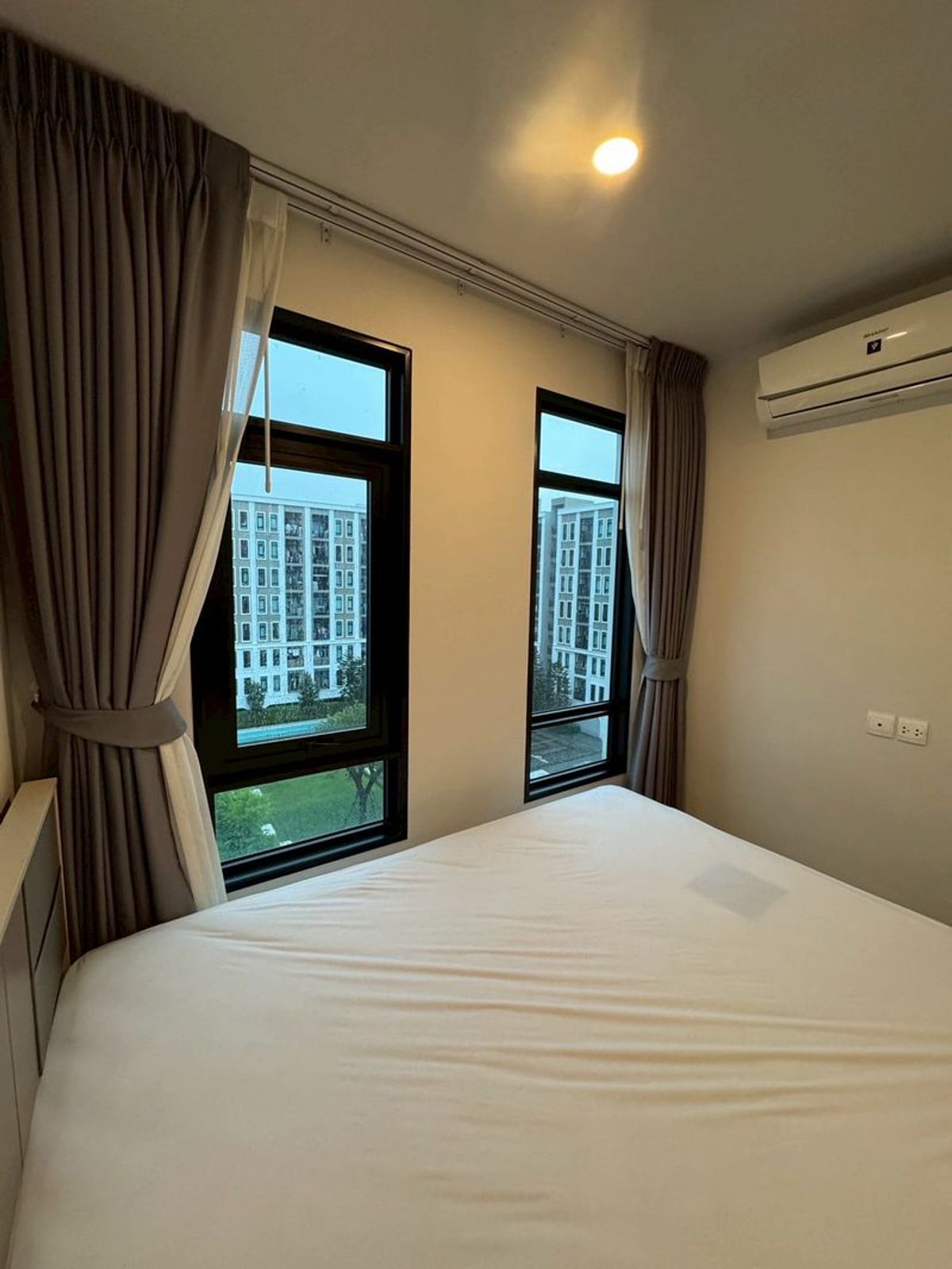 For RentCondoRama9, Petchburi, RCA :  For Rent Aspire Asoke Ratchada 889/149