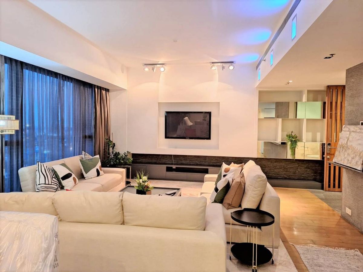 For RentCondoSathorn, Narathiwat : 💥CP-8778💥The Met Sathorn 👉Line : @accessliving