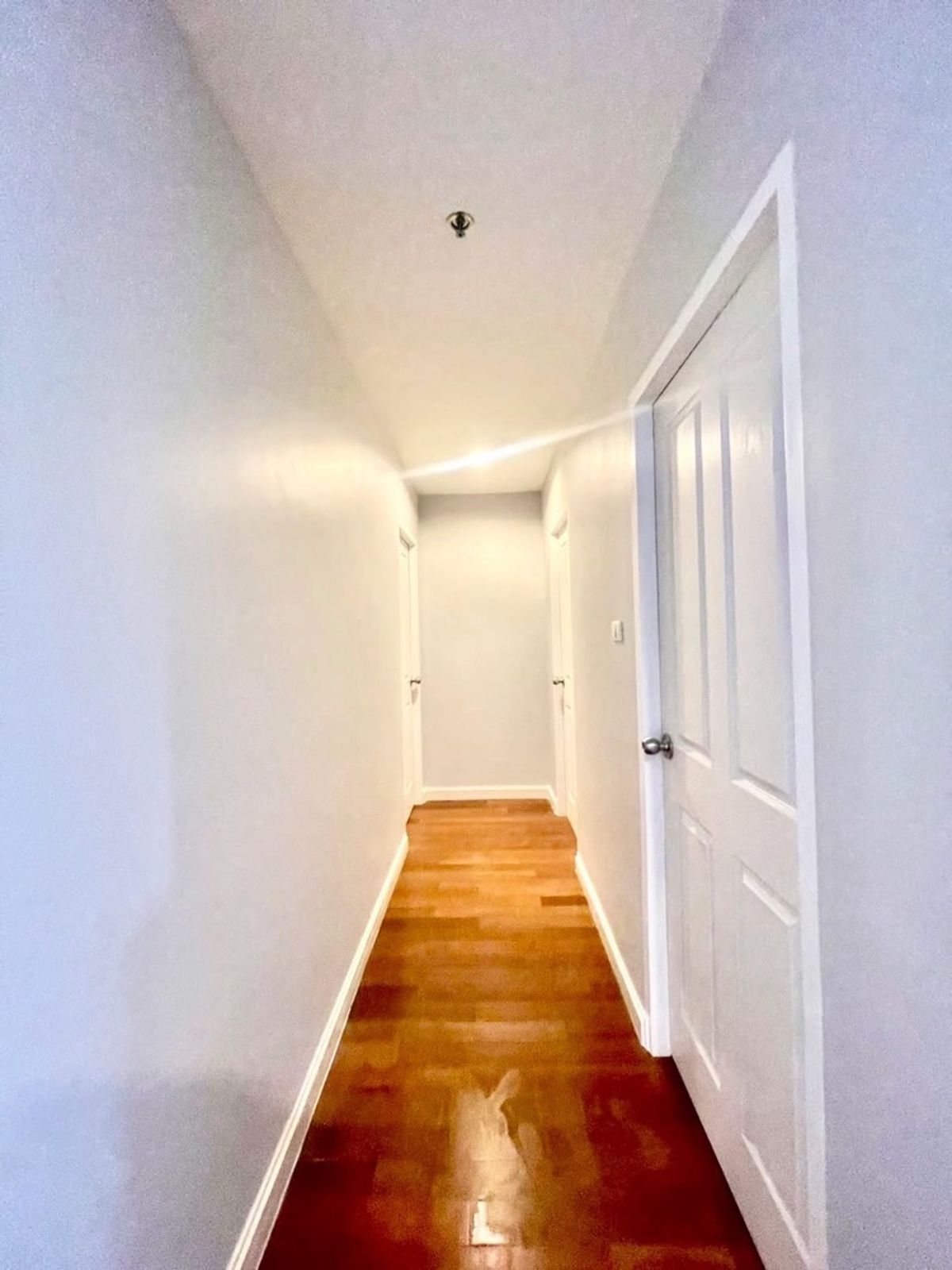 CondoRama9, Petchburi, RCA : ⭐️ The room is ready ⭐️Belle Grand Rama, 9 rooms, size 101 SQ.M 3 Bed 2 Bath, near Sental Rama 9, only 14 MB (RENT 55,000/ Month).