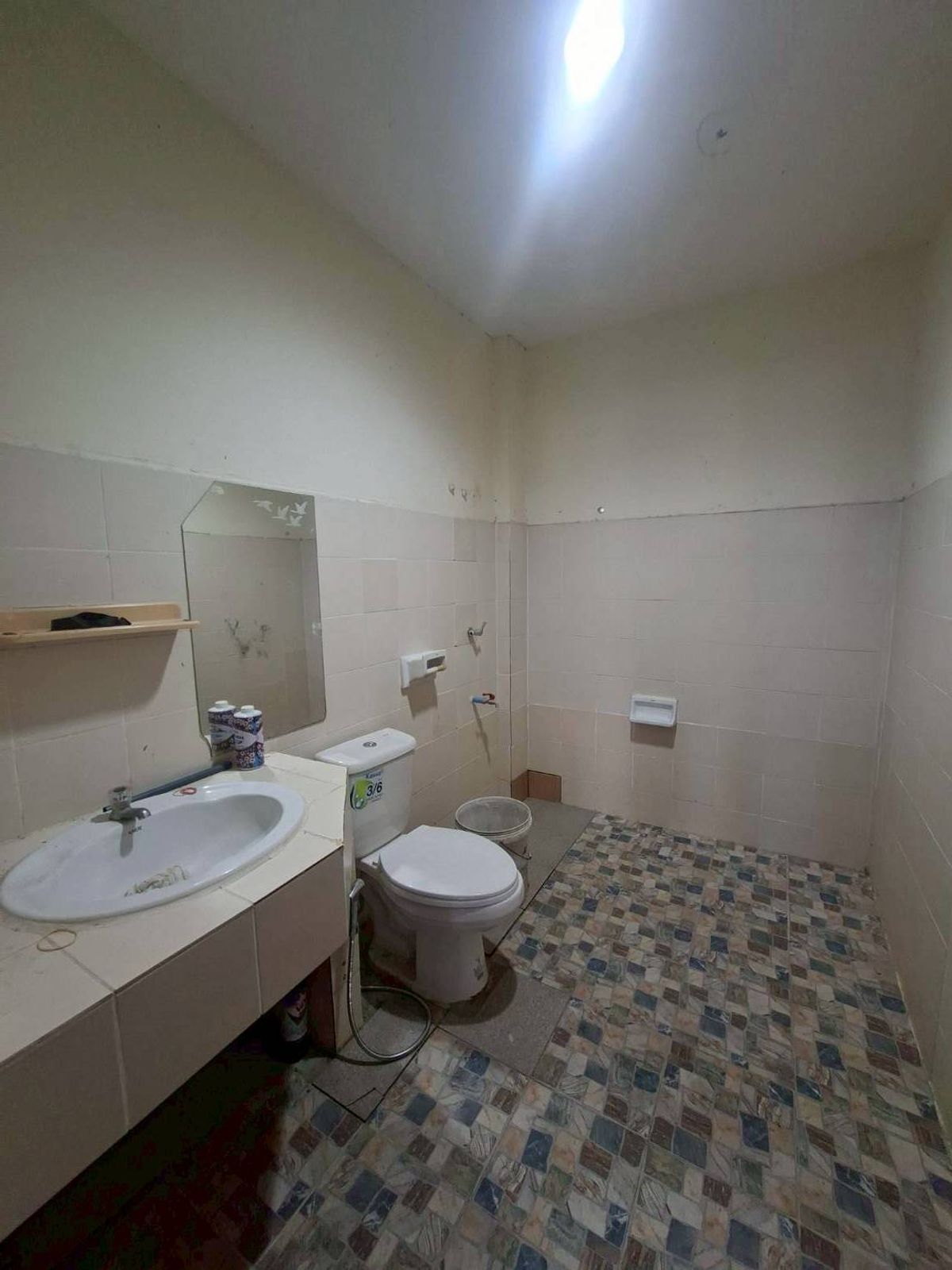 ขายทาวน์โฮมลาดกระบัง สุวรรณภูมิ : ขายด่วนทาวน์โฮม 3 ชั้น หมู่บ้านสวนหลวงโฮมเพลส เฉลิมพระเกียรติ ร.9 ซอย 30 (N.1854)