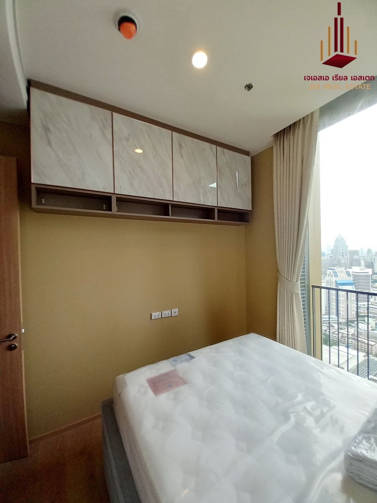 ให้เช่าคอนโดสุขุมวิท อโศก ทองหล่อ : ✨ For Rent: Noble BE 19 Condo ✨  💰 Only  72,000 THB/month