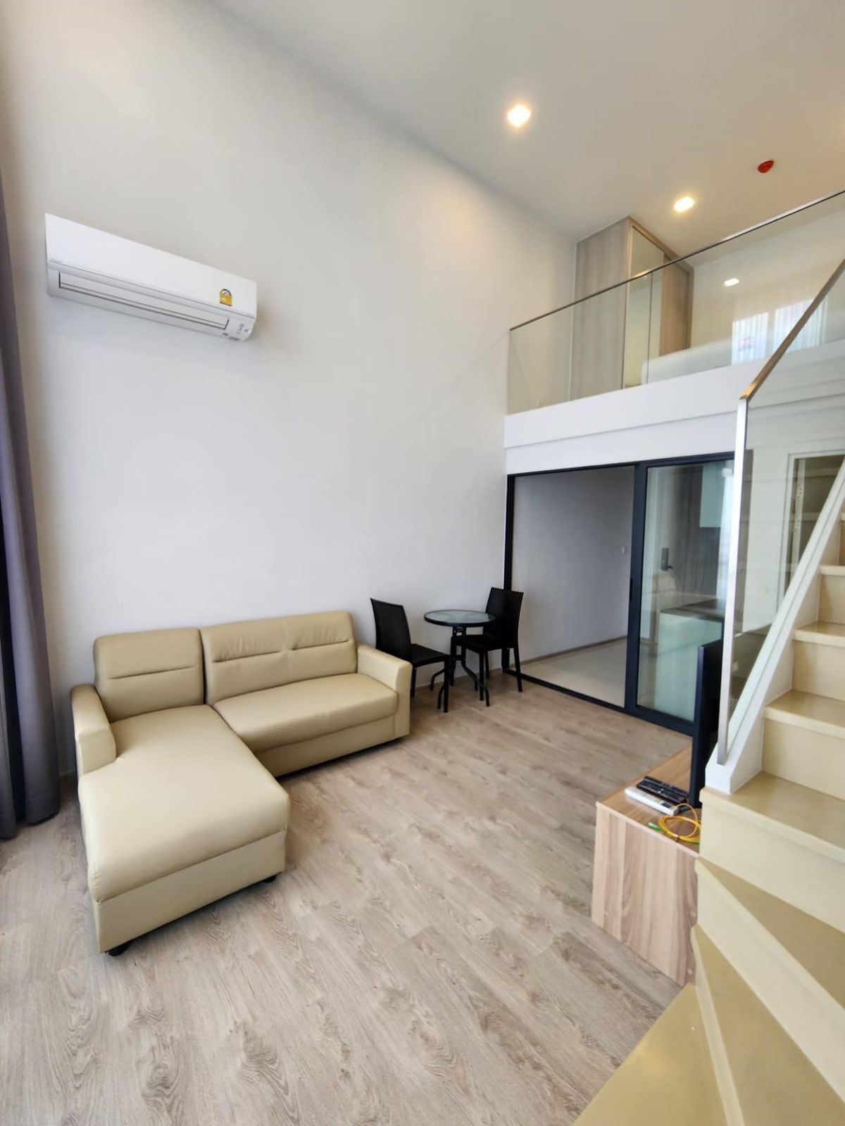 For RentCondoRama9, Petchburi, RCA : Condo for Rent The Tree Pattanakarn - Ekkamai 