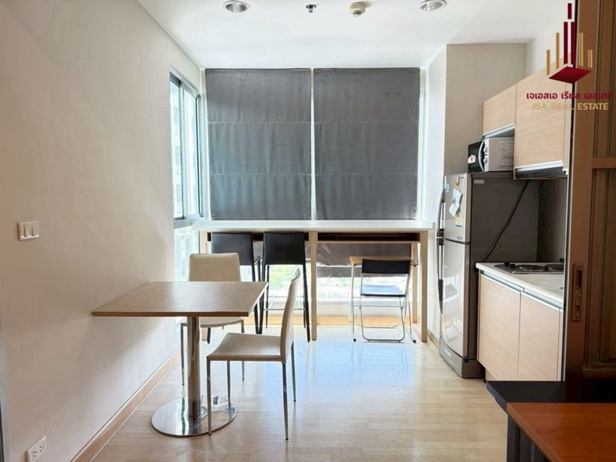 For RentCondoRatchadapisek, Huaikwang, Suttisan : ✨ For Rent: Rhythm Ratchada Condo ✨ 💰 ONLY 22,000 THB/Month