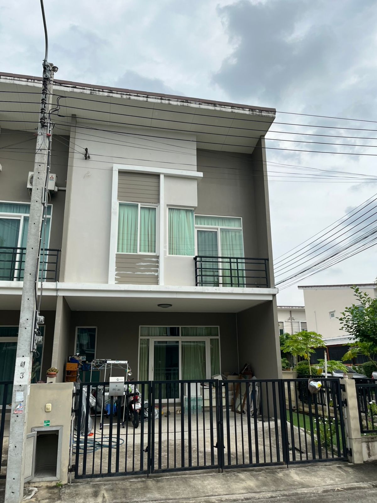 ขายทาวน์โฮมพระราม 5 ราชพฤกษ์ บางกรวย : ขายบ้านหลังมุม 