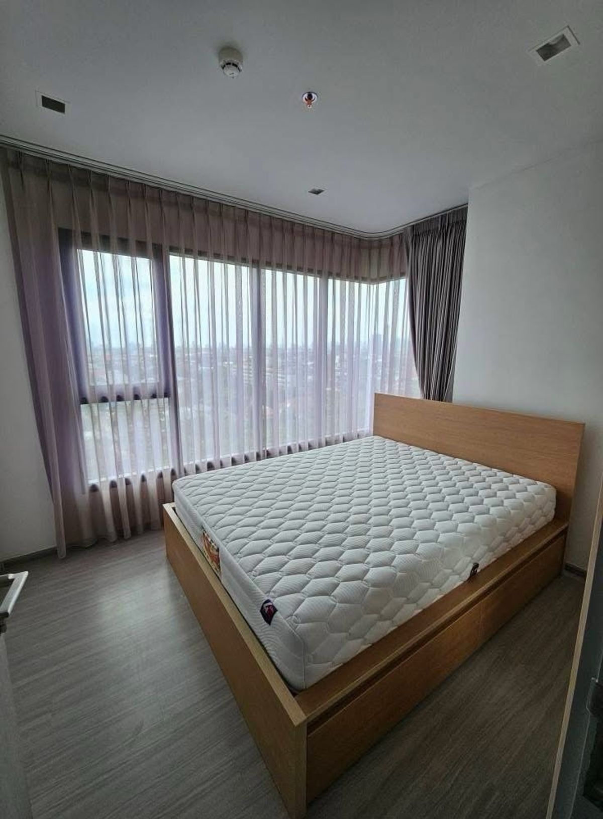 ให้เช่าคอนโดอ่อนนุช อุดมสุข : ให้เช่าที่ Life Sukhumvit 62 ชั้นสูง วิวสวย 2ห้องนอน 1ห้องน้ำ ขนาด 50 ตร.ม. ราคา 25,000 บาท
