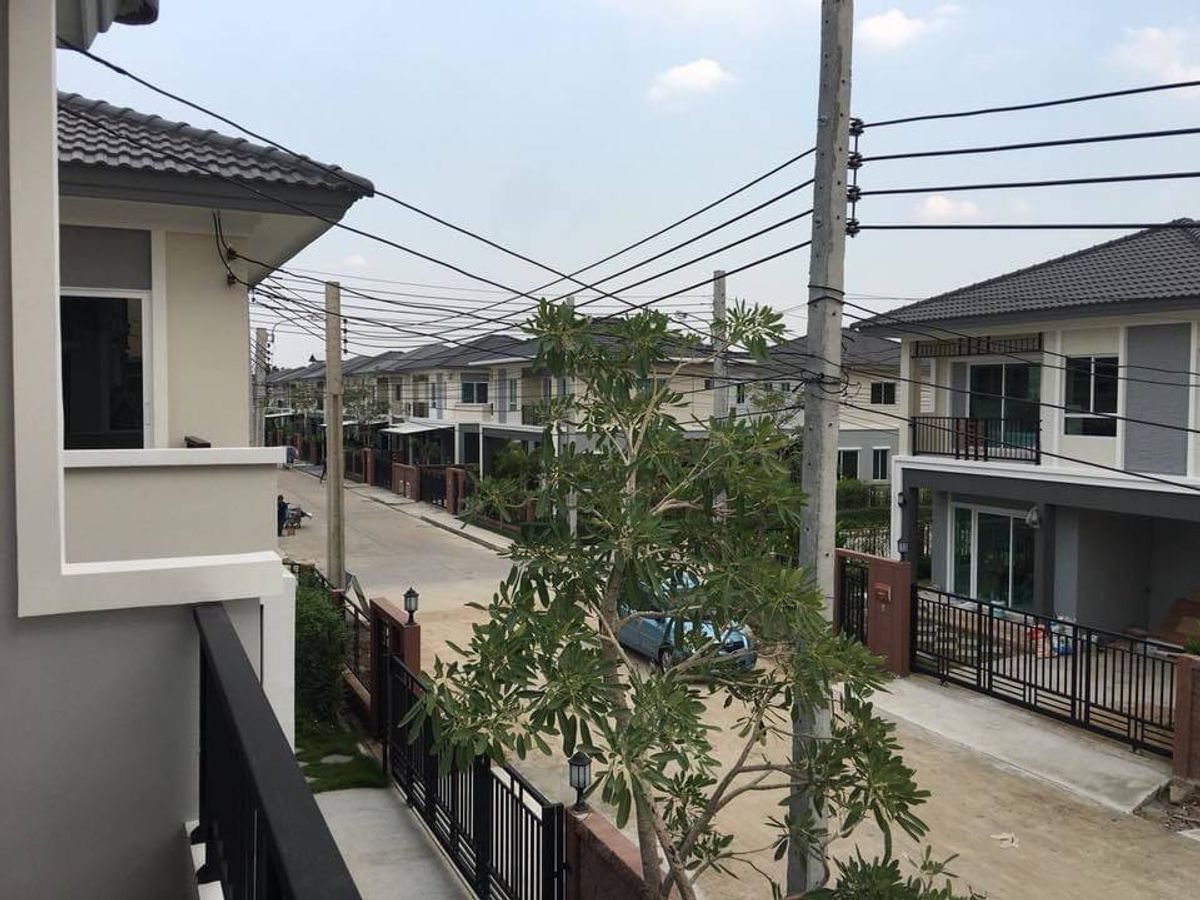 ให้เช่าบ้านพัฒนาการ ศรีนครินทร์ : M1311