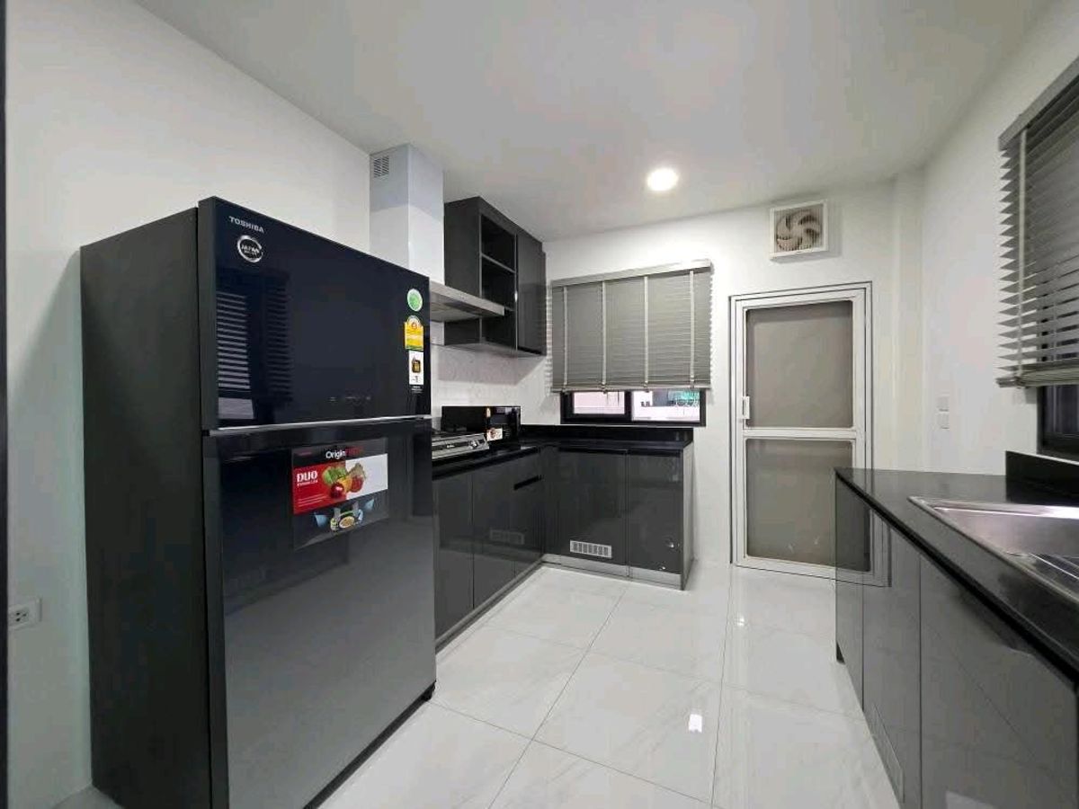 บ้านบางนา แบริ่ง ลาซาล : The City Bangna – Luxury Living Next to MEGA BANGNA พื้นที่ใช้สอย 313 ตร.ม. ที่ดิน 70 ตร.ว.