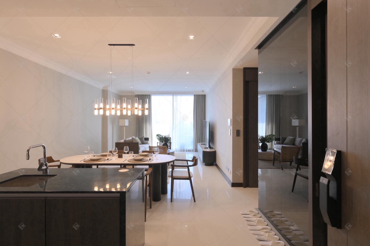 For RentCondoNana, North Nana,Sukhumvit13, Soi Nana : Q1 Sukhumvit ✨ 𝐄𝐥𝐞𝐠𝐚𝐧𝐭 𝐃𝐞𝐬𝐢𝐠𝐧 𝐰𝐢𝐭𝐡 𝐅𝐚𝐧𝐭𝐚𝐬𝐭𝐢𝐜 𝐕𝐢𝐞𝐰𝐬 𝐨𝐟 𝐁𝐞𝐧𝐜𝐡𝐚𝐤𝐢𝐭𝐭𝐢 𝐏𝐚𝐫𝐤 🌳 🏙️ Near BTS Nana 