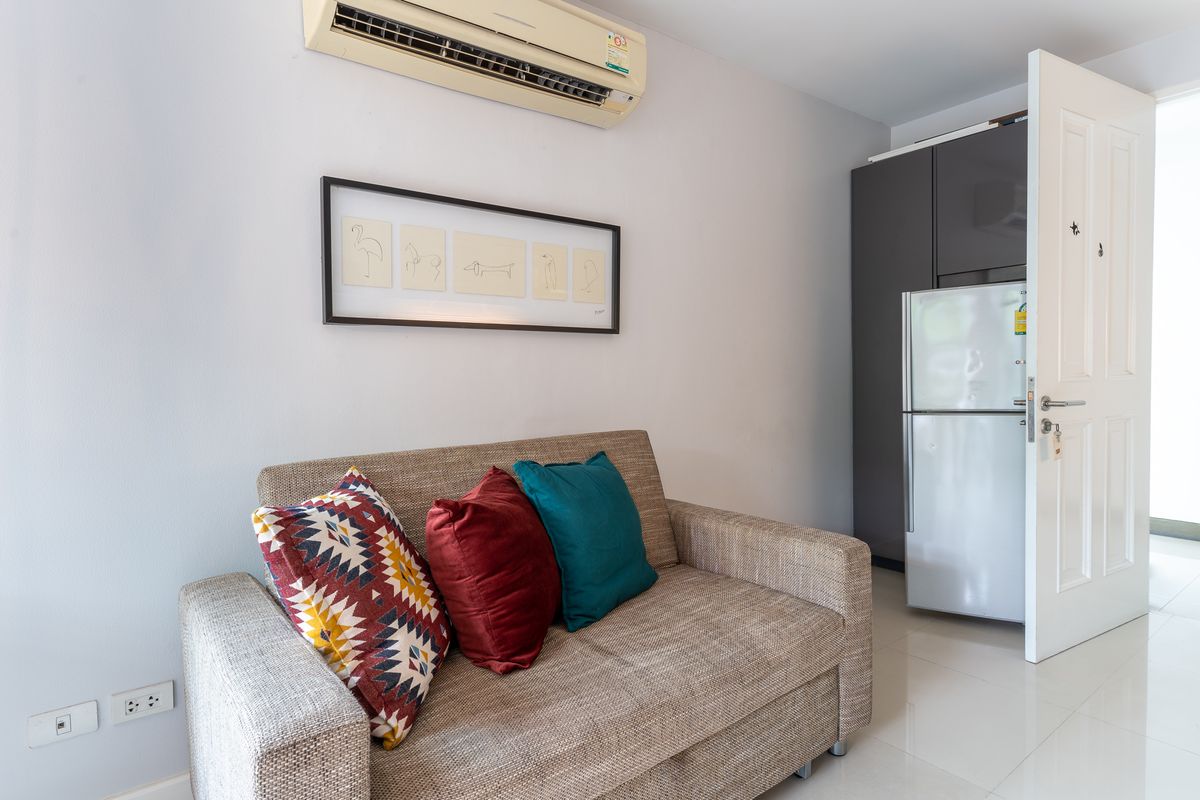 For RentCondoSukhumvit, Asoke, Thonglor : For Rent Condo The Clover Thonglor 18  fully furnished (S15-0292)